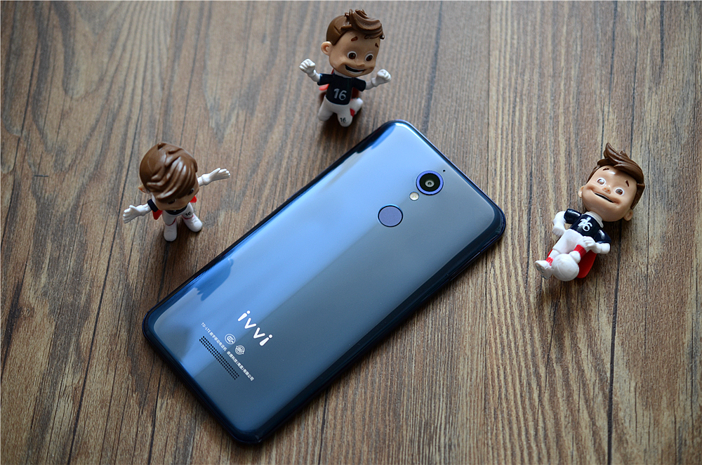 不一样的视角让你享受感官盛宴-ivviK5裸眼3D手机体验