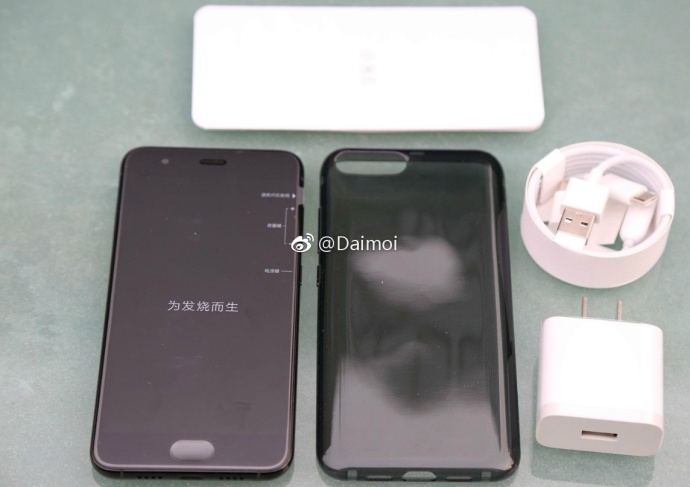 小米6充电时闪电一直跳,小米6充电突然慢了数据线坏了