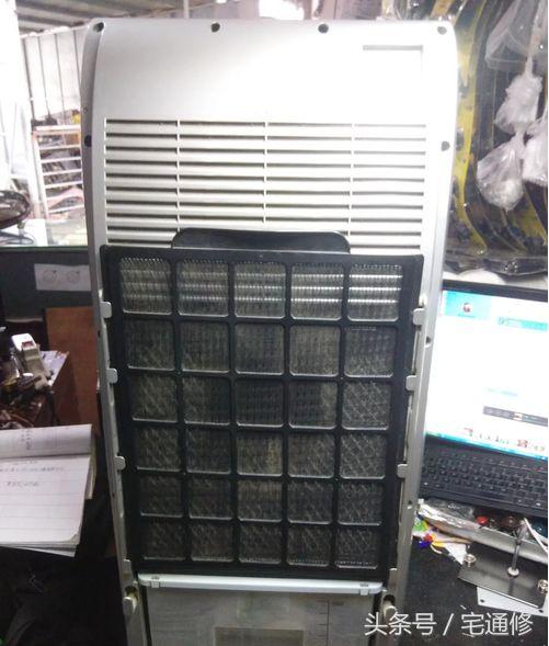 空调扇面板无显示故障怎么修理,空调扇通电按开关但没反应怎么办