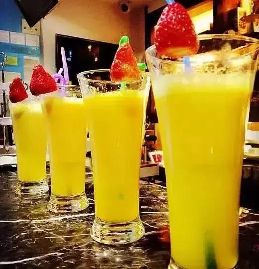 苏州适合一个人去的酒吧,苏州没有夜生活有酒吧吗