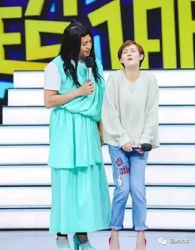 跑男团穿高跟鞋，李晨走不了路，鹿晗竟毫无违和感，美成了这样