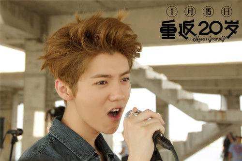 鹿晗小生时期,鹿晗小时候的照片和长大的照片