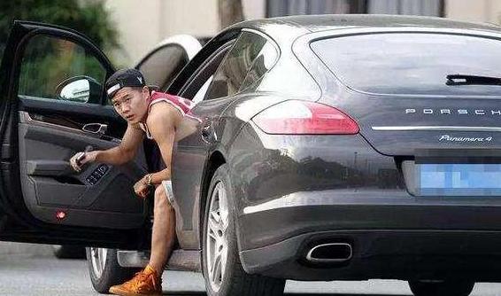 中国男足武磊座驾,中国男足队长武磊