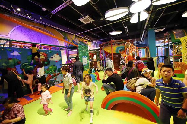 两节相遇，36万人畅玩新区