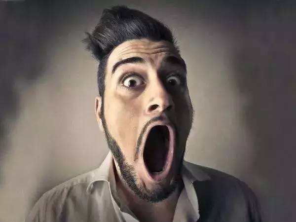 最强设计师销量卖不过广州抄版小贴牌