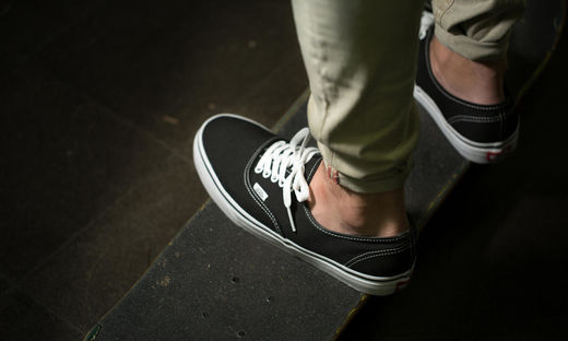 gd把这双vans活生生穿成新爆款,gd同款vans