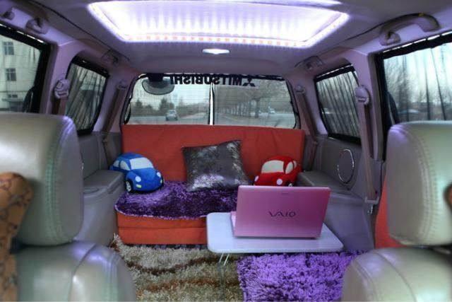 为啥年轻人,都喜欢加大的SUV越野车了,老司机一语道破