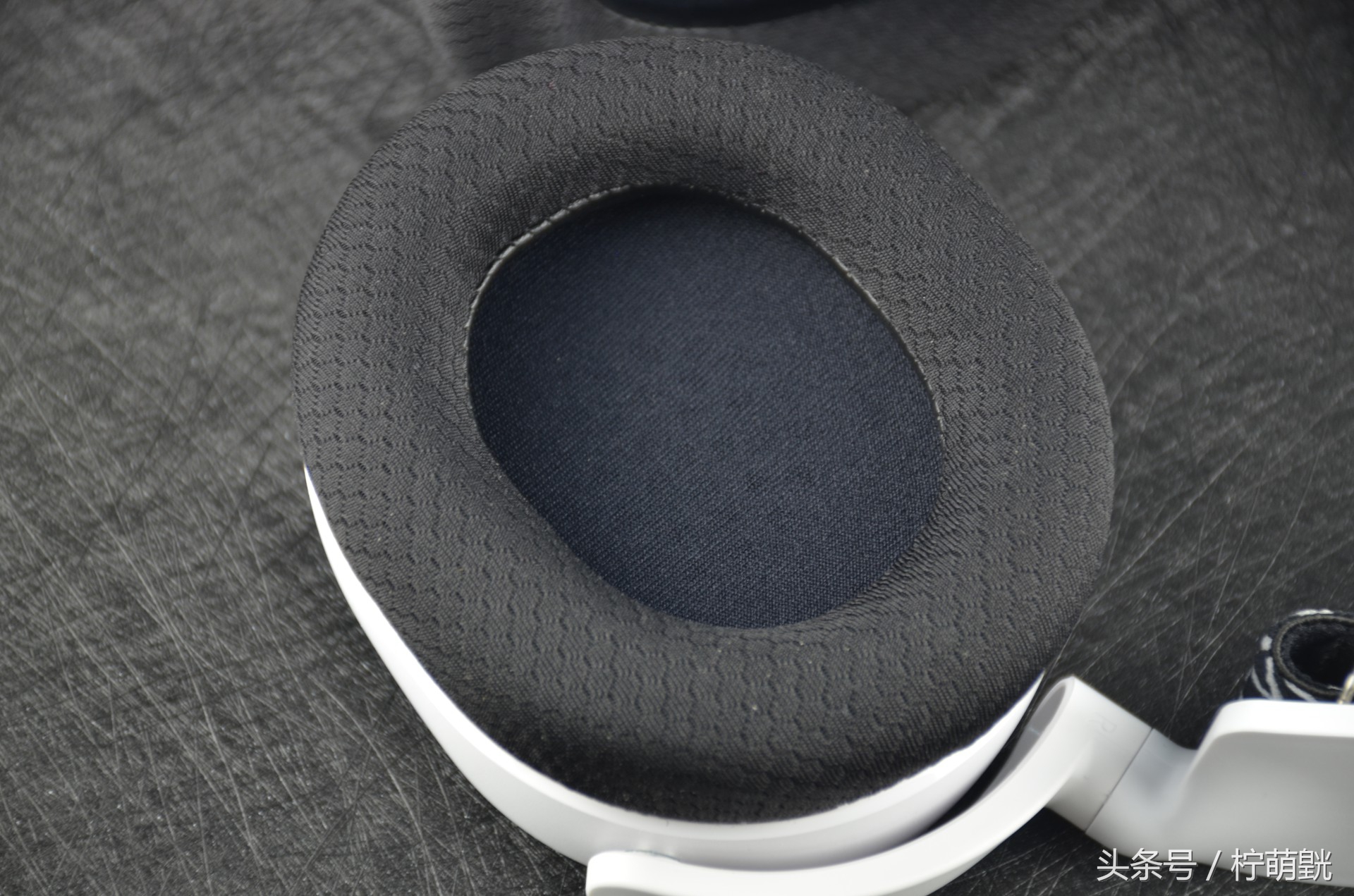 赛睿arctisprime耳机测评,赛睿arctis寒冰5头戴式有线耳机