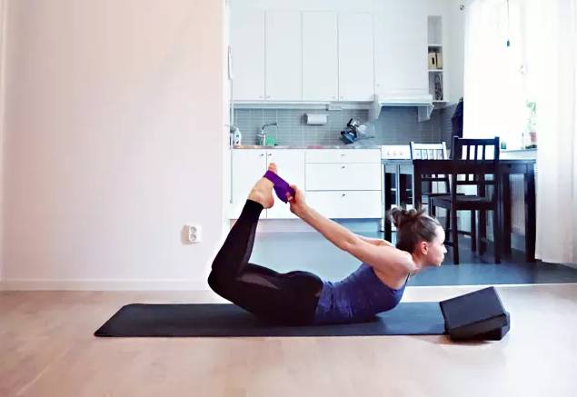 碎片时间用来王者打野?为了美和健康,当然还是碎片普拉提