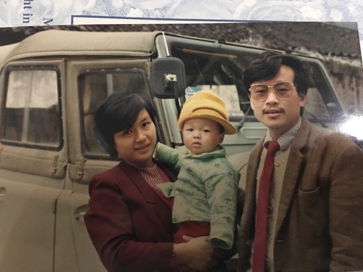 90年代进口三菱越野车帕杰罗,90后买了一辆三菱帕杰罗v93