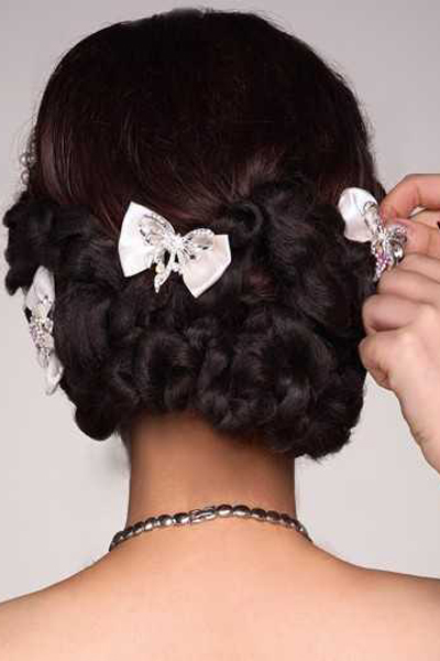 韩式新娘盘发教程化身最靓美娇娘