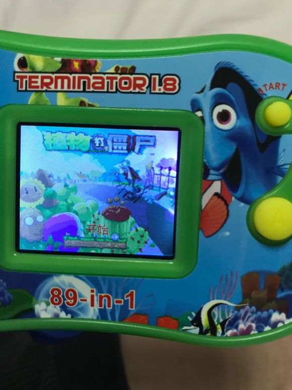 国产换屏游戏机,还记得小时候玩的游戏吗图片