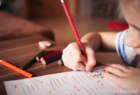 几岁开始学写字最合适,孩子几岁开始学写字比较好