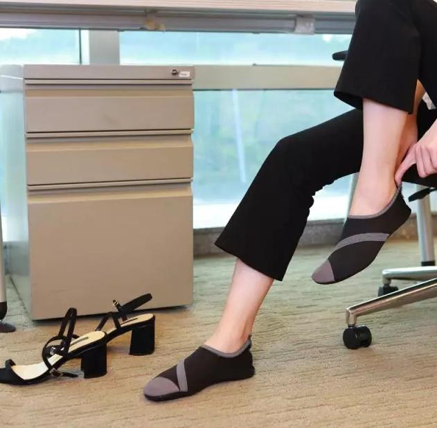 穿起来比较舒服的网红鞋,穿着舒适的网红鞋