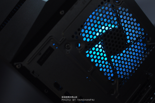 联想拯救者刃7000台式机玩lol,拯救者r7000p和联想刃7000哪个好