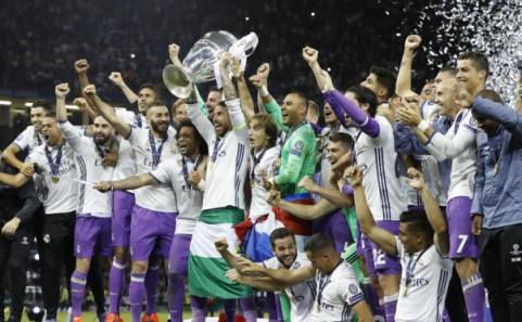 齐达内三大绝招,齐达内惊人的操作