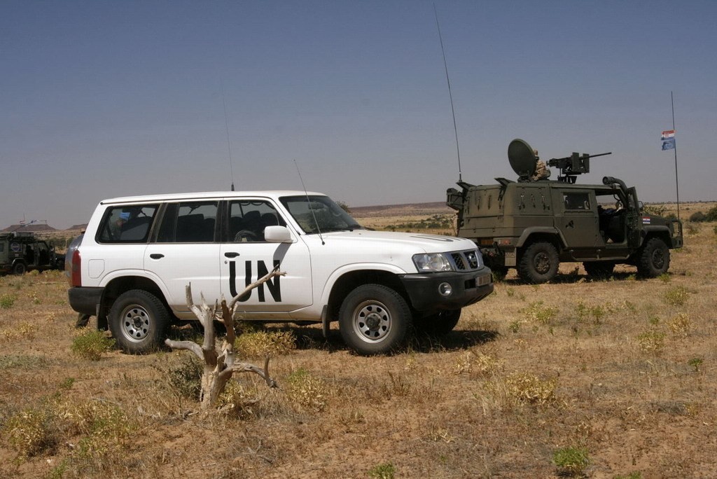 日产途乐4.0中东配置和价格,中规途乐2023试驾