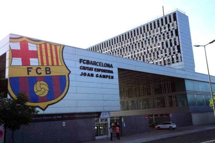 国外足球顶级青训拉玛西亚,巴萨拉玛西亚青训揭秘