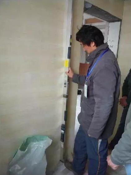 卫生间漏水滴到楼下最佳解决方案,卫生间水怎么才会漏到楼下