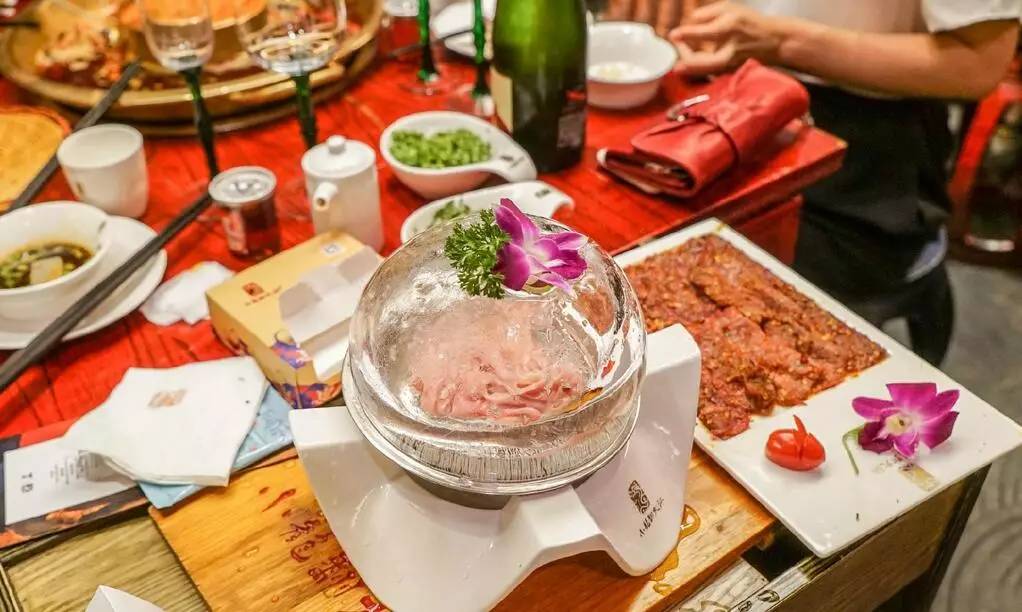 张靓颖推荐的火锅店,张靓颖成都春熙路