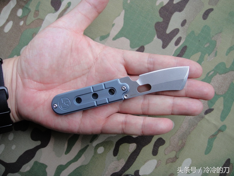 2把钛合金加S35V钢的serge*刀折**，豌豆和菜刀头详细对比