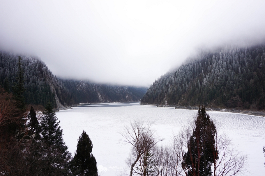 冬天的九寨沟,深秋的九寨沟