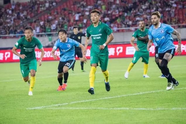 可能第一次集齐三个“外援”，换帅后的第一个客场，绿城能在志在冲超的武汉队身上拿分吗？