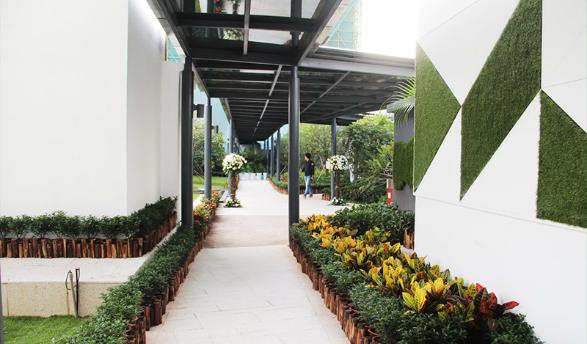 宝能城一二三期位置,宝能城什么时候完工