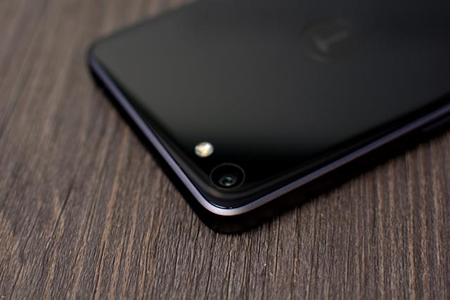 锤子t2现在还值得买吗,锤子手机t2游戏测评