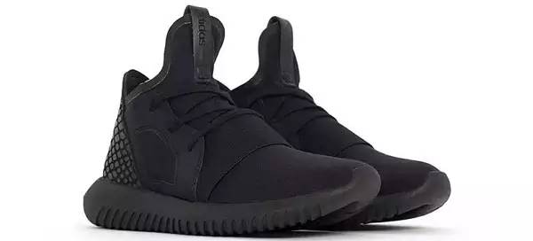 小黑鞋秒变小白鞋,小白鞋被黑皮鞋染了怎么办