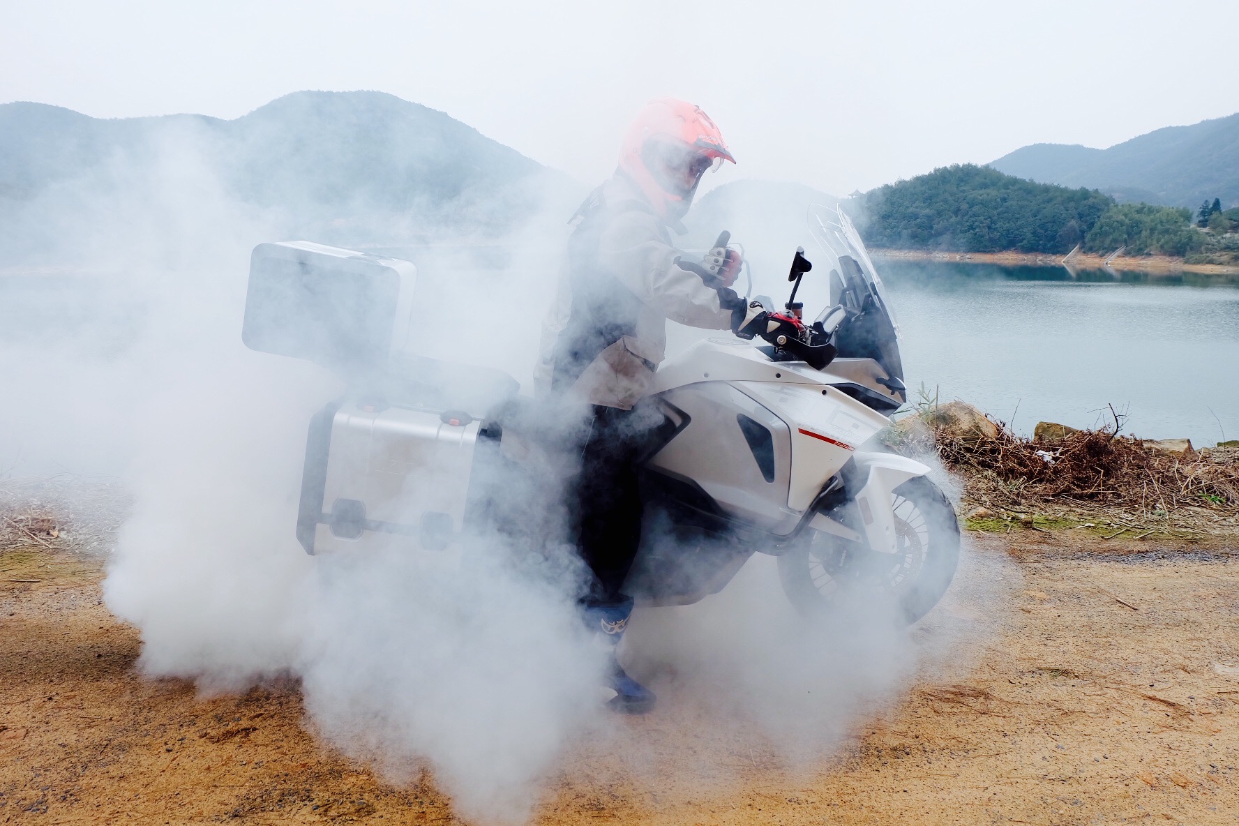 新车ktm1290advr落地价格,2020款ktm1290advs试驾