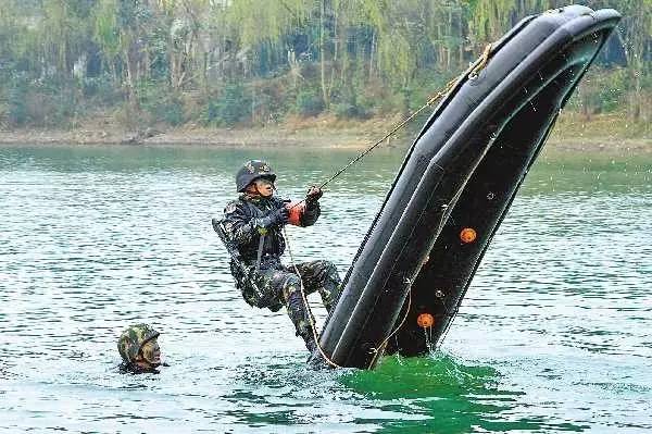 起床号最新,起床播报早间新闻