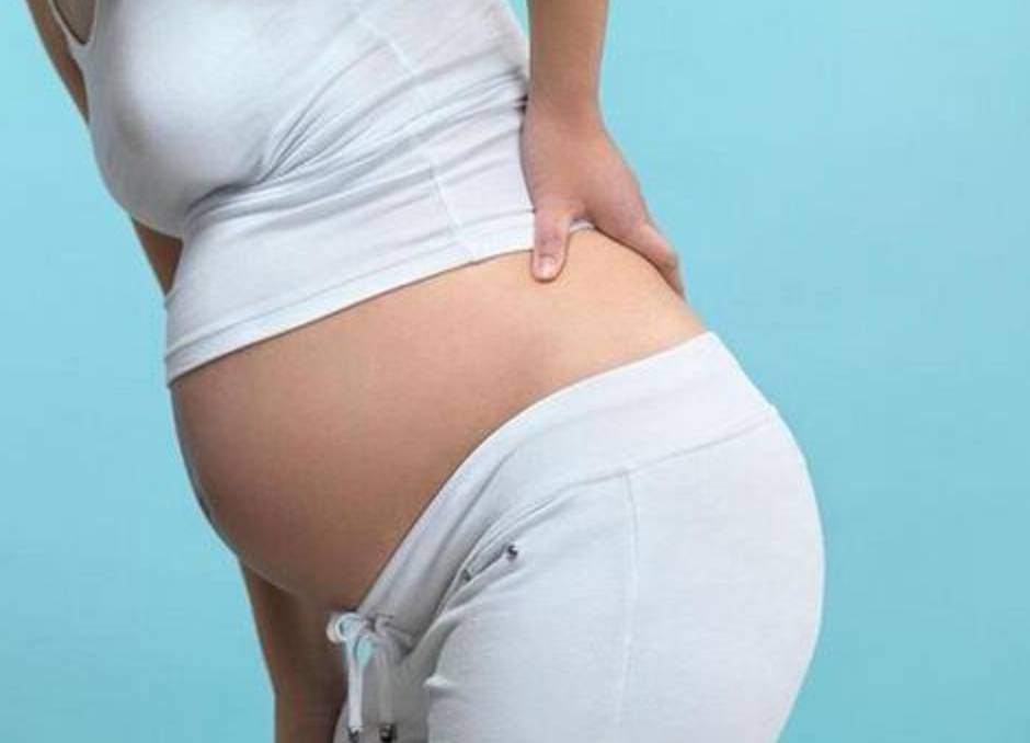 产后睡觉平躺腰痛,产后一年腰痛厉害