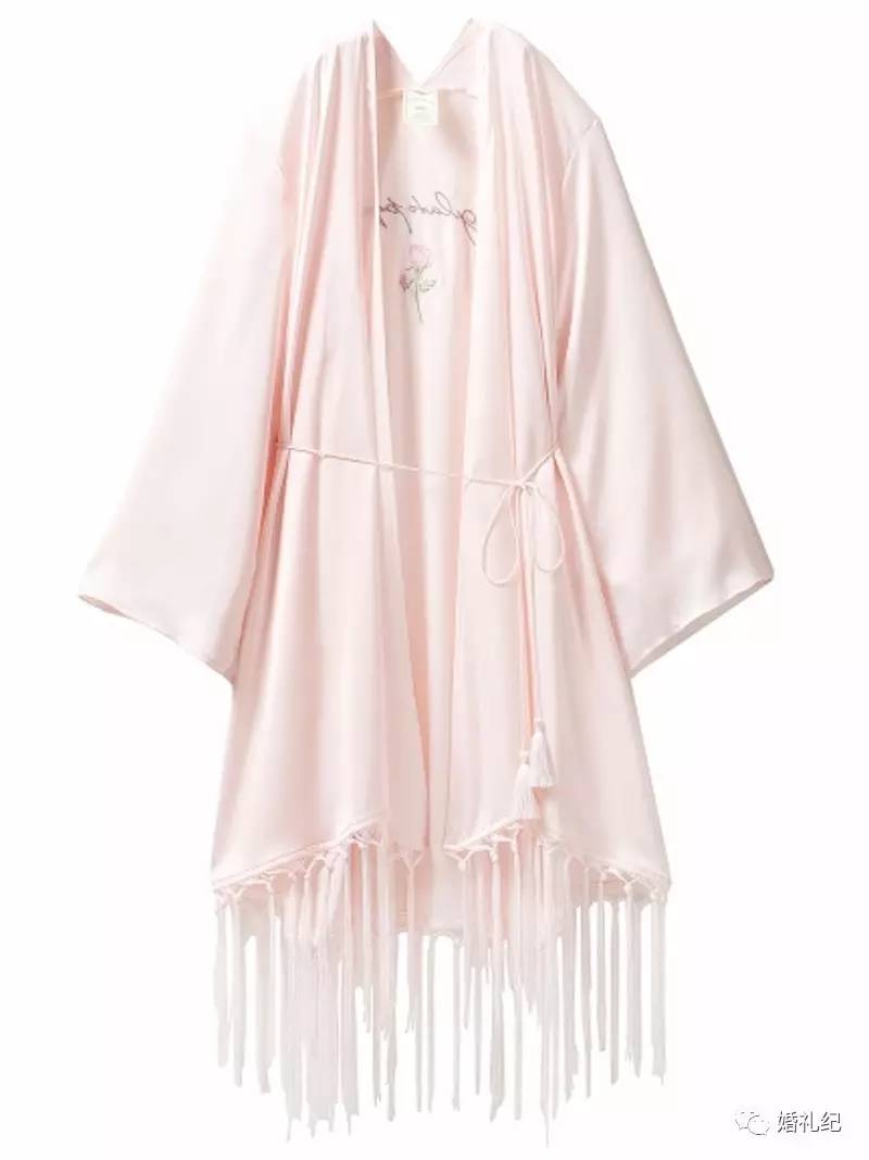 200元左右的女人衣服,200元以上女士服装