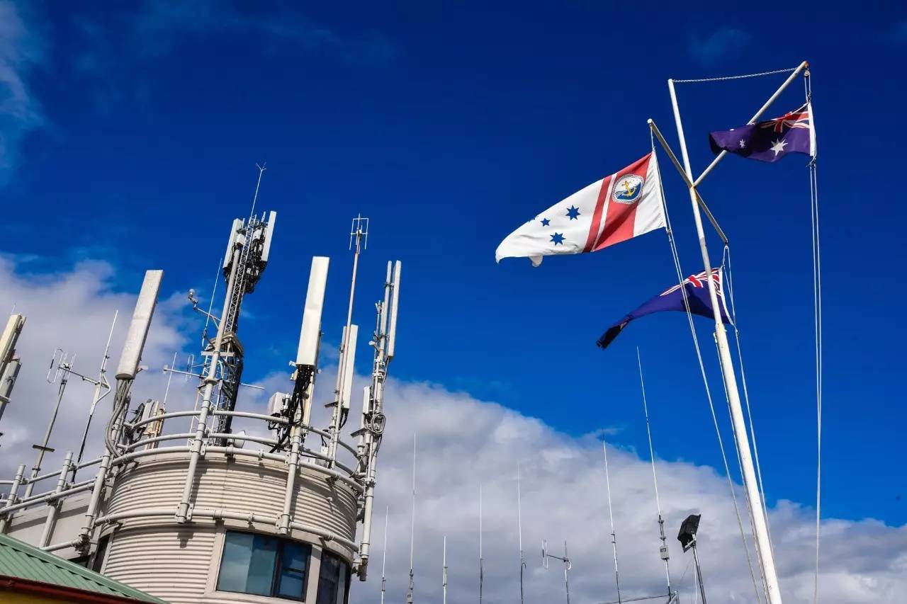 北石：这个由一群流放者建立的国家如今居然这么发达和美丽