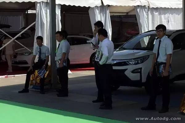 广东车商寻求解决居住证影响购车上牌问题