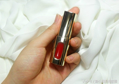 除自我享受还要让他满意！男生们无法拒绝的春夏口红TOP10！