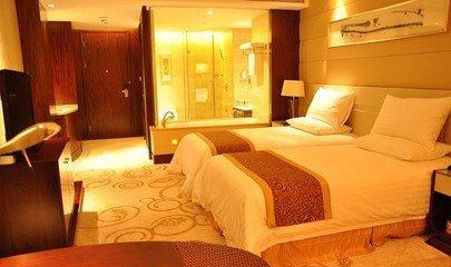 上周末和男朋友去旅游，发现酒店卫生间做成透明的，什么原因啊？