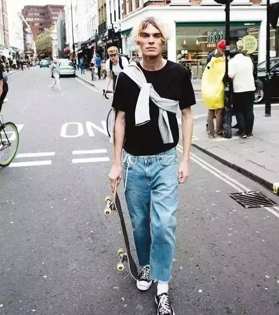 p图从来不p身材,p图只p五官