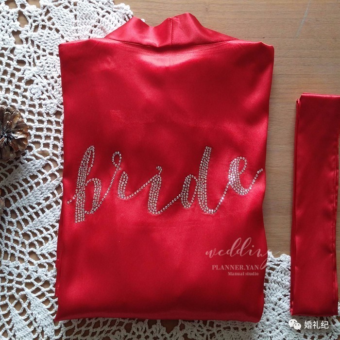 200元左右的女人衣服,200元以上女士服装