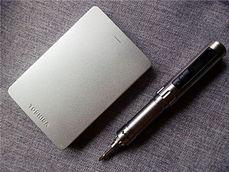 东芝移动硬盘新小黑a52TB评测,东芝2.5寸硬盘评测
