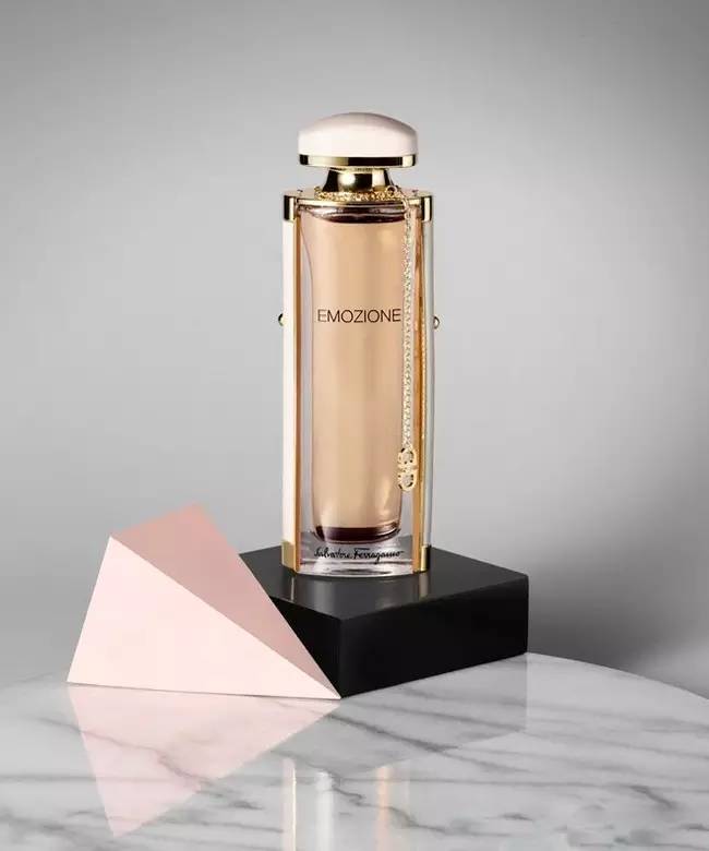 好看的香水瓶设计,设计感香水瓶