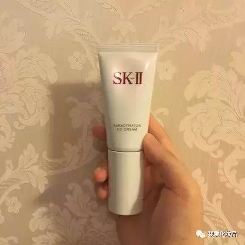 四十岁干皮敏感肌适合哪种护肤品,日本精华油哪一款适合干皮敏感肌