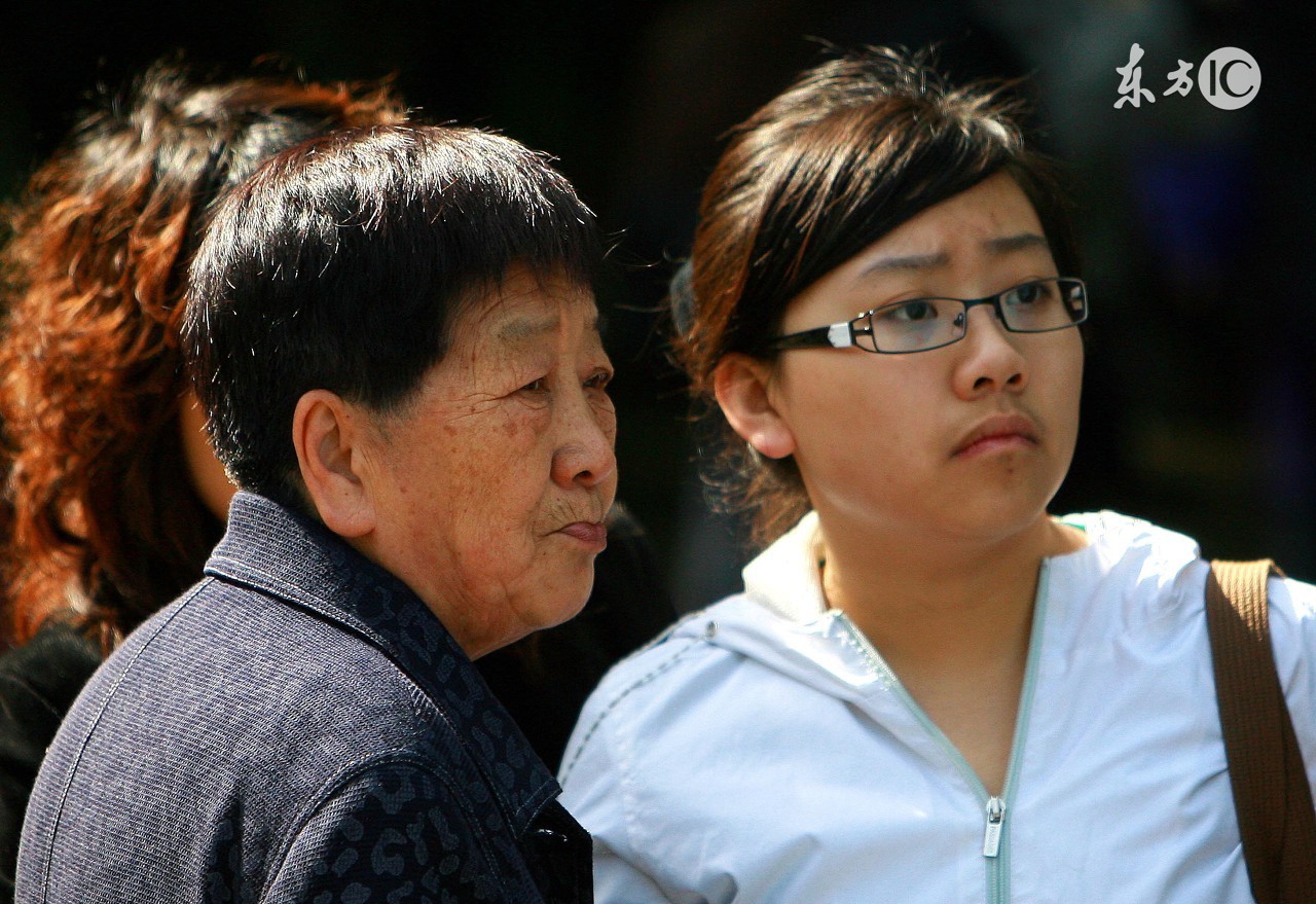 面对孩子生病如何不焦虑恐慌,妈妈要正确对待孩子生病不要焦虑