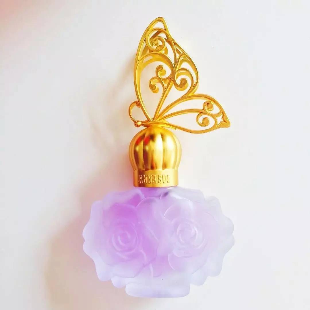 安娜苏独角兽香水属于什么档次,安娜苏美人鱼香水和独角兽香水