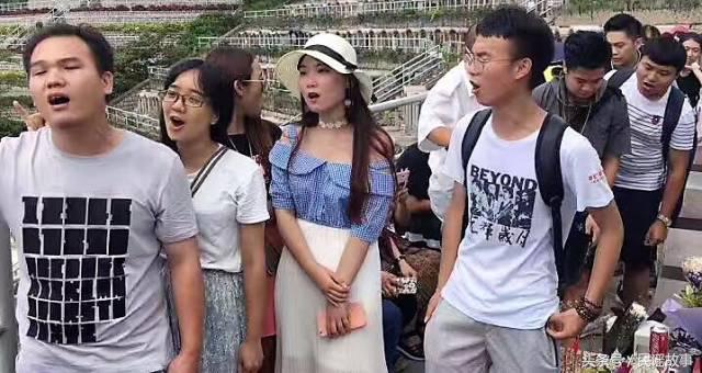 beyond黄家驹葬礼现场,beyond黄家驹去世后第一场演唱会