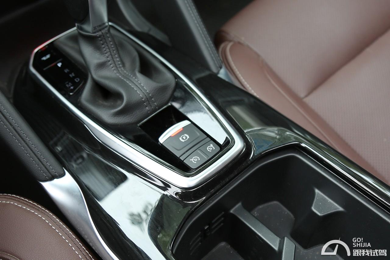 沉浸式体验雷诺科雷傲试驾,胖哥试车进口科雷傲