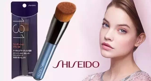 美妆工具组合上妆方便,用所有的化妆品化妆