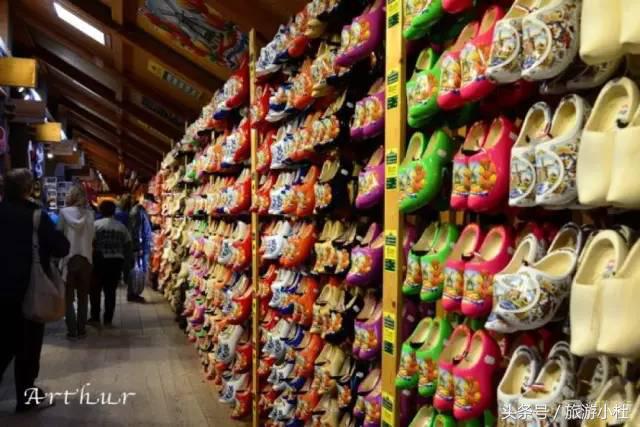 经久不衰的荷兰木鞋,靠的是什么魅力捕获大家的欢心?