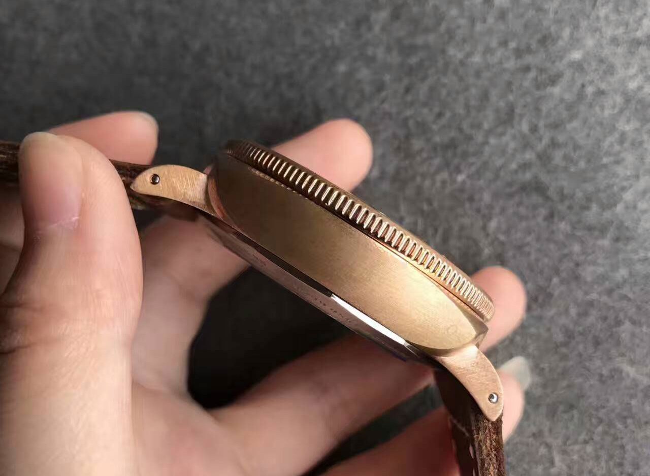 手表表壳钢,手表表壳是精钢的好还是合金的好